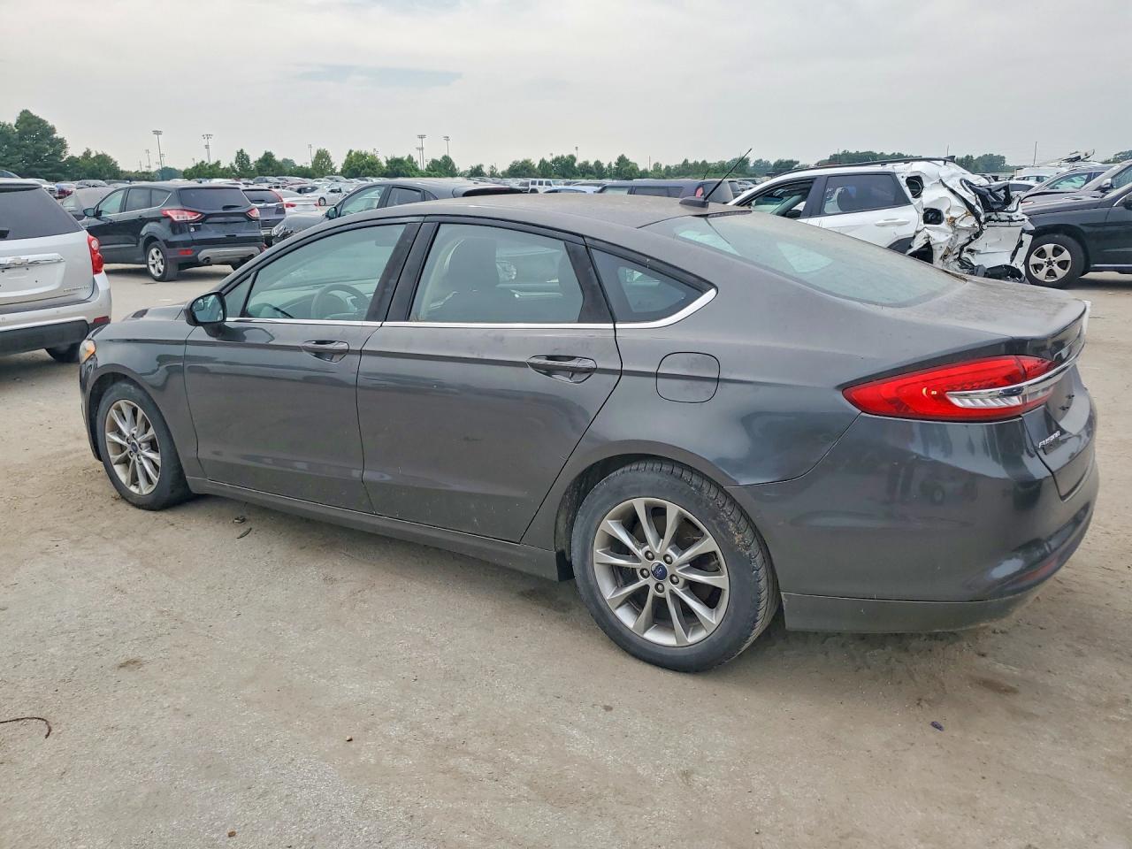 2017 Ford Fusion Se - zdjęcie 2