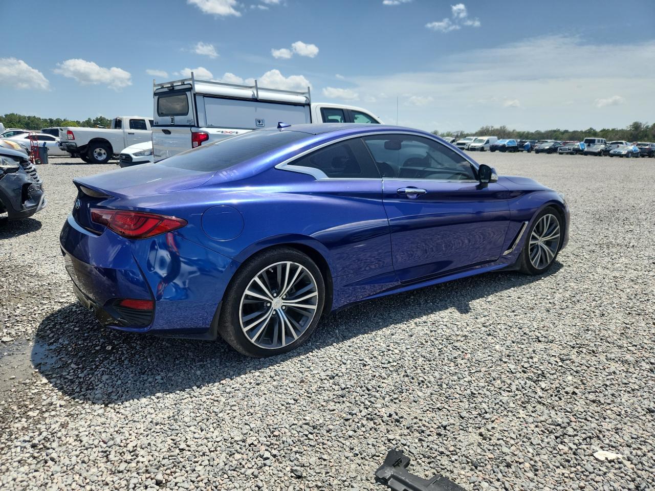 2019 Infiniti Q60 3.0T Luxe - zdjęcie 3