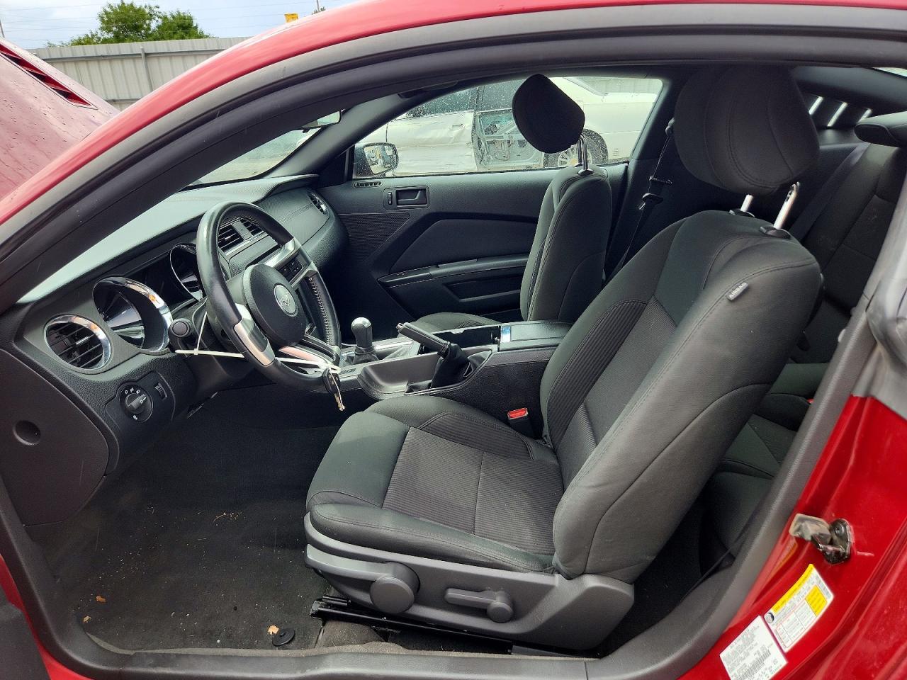 2014 Ford Mustang - zdjęcie 7