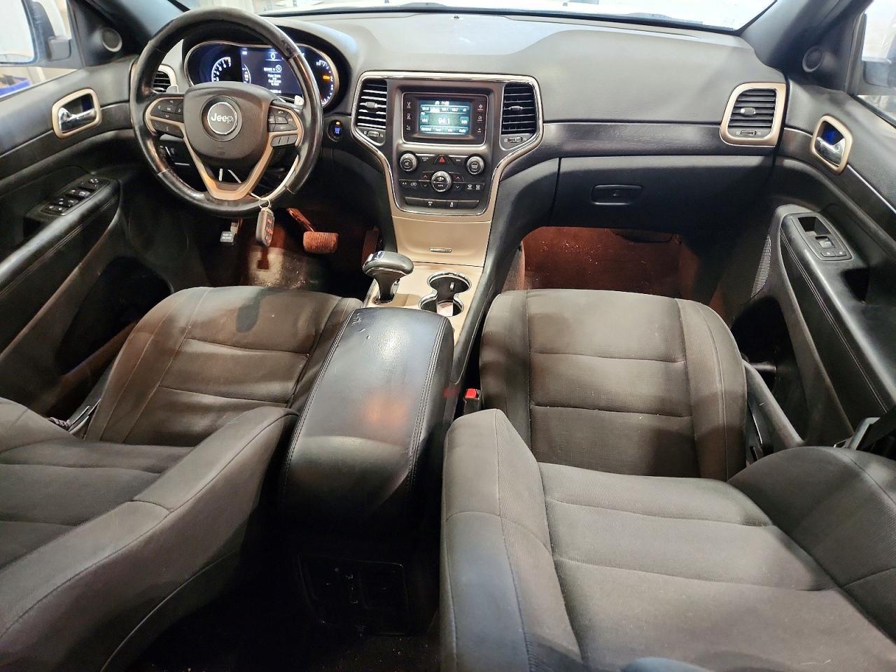 2015 Jeep Grand Cherokee Laredo - zdjęcie 8
