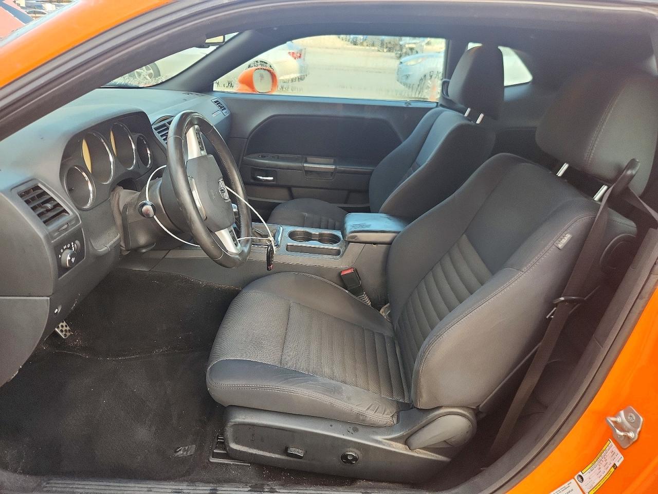 2014 Dodge Challenger R/T - zdjęcie 7