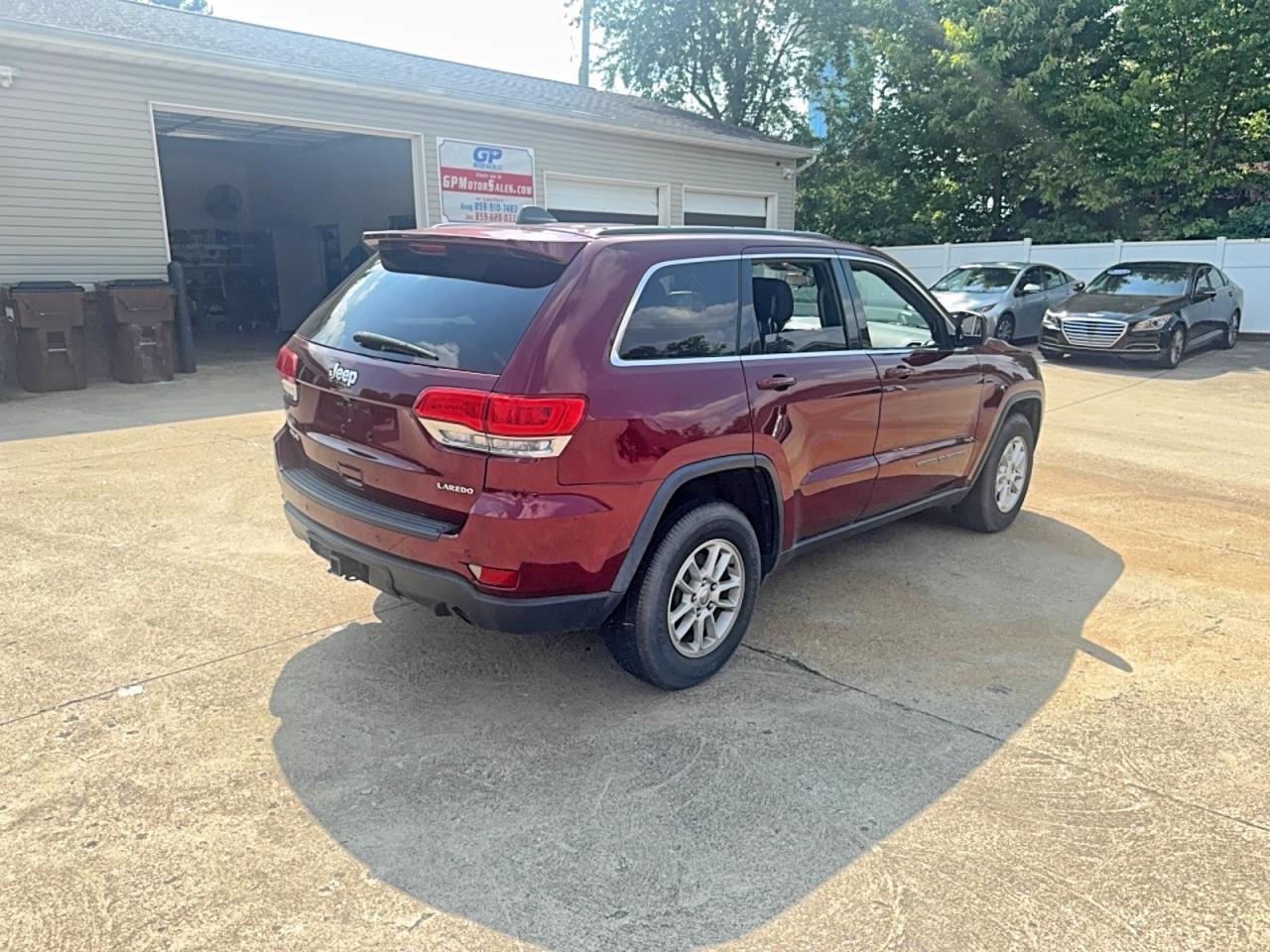 2018 Jeep Grand Cherokee Laredo - zdjęcie 4