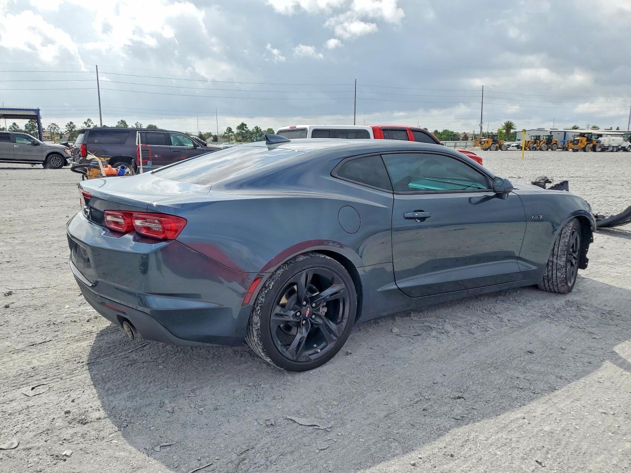 2021 Chevrolet Camaro Lz - zdjęcie 3
