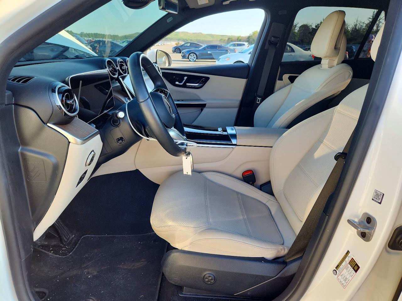 2025 Mercedes-Benz Glc 350E - zdjęcie 7