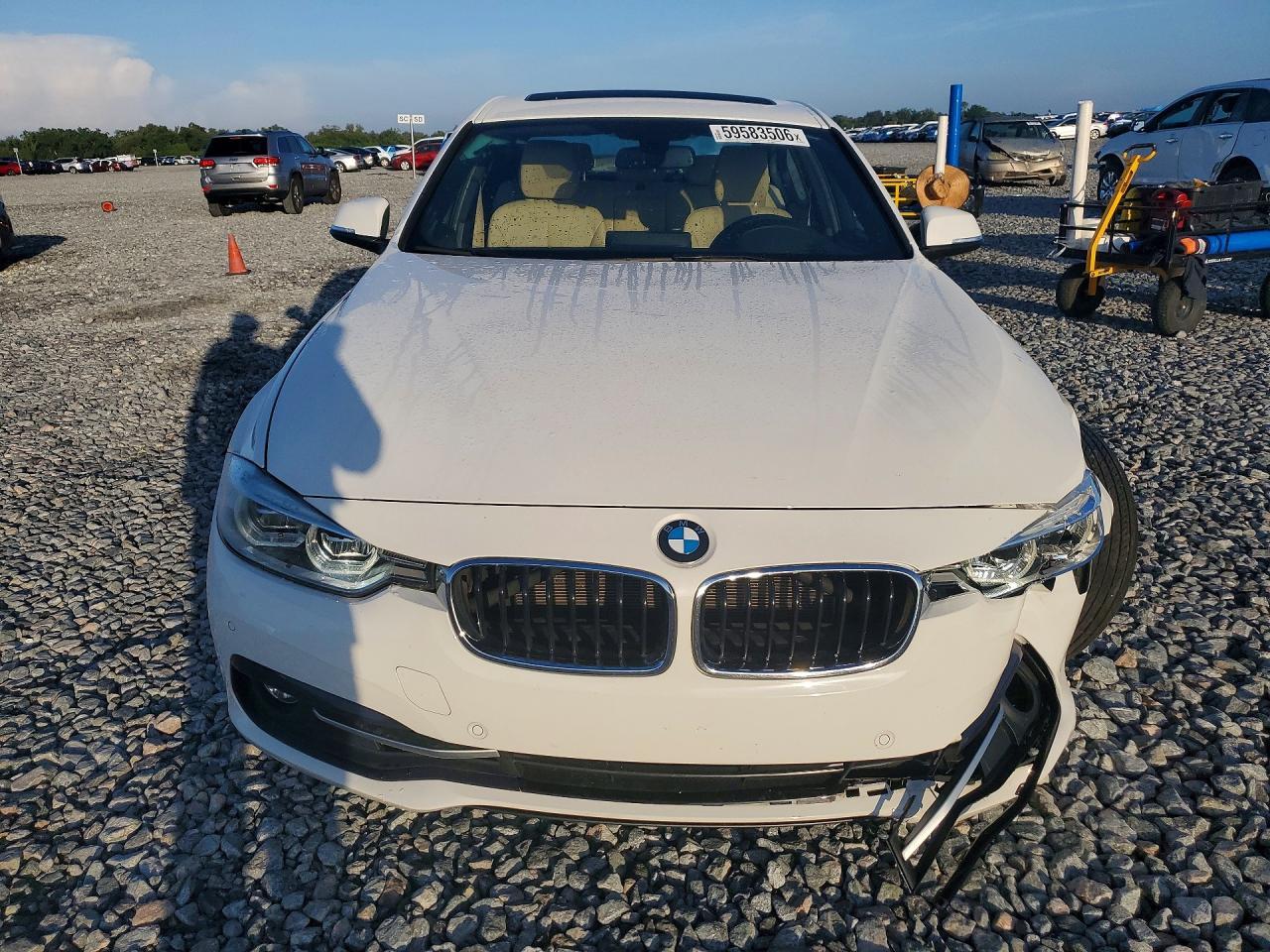 2018 BMW 330 I - zdjęcie 5