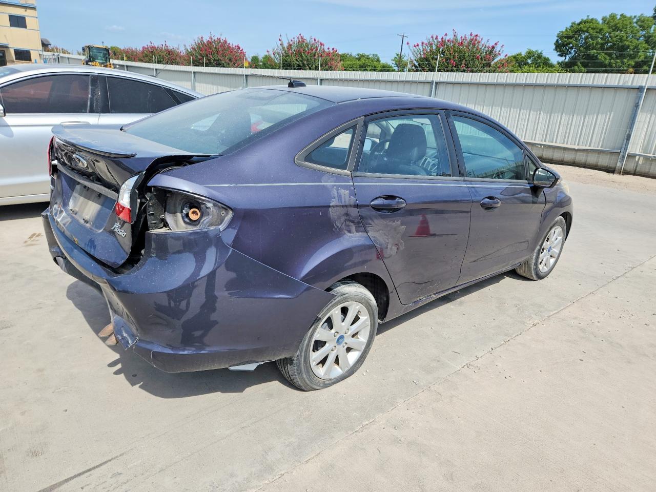 2013 Ford Fiesta Se - zdjęcie 3
