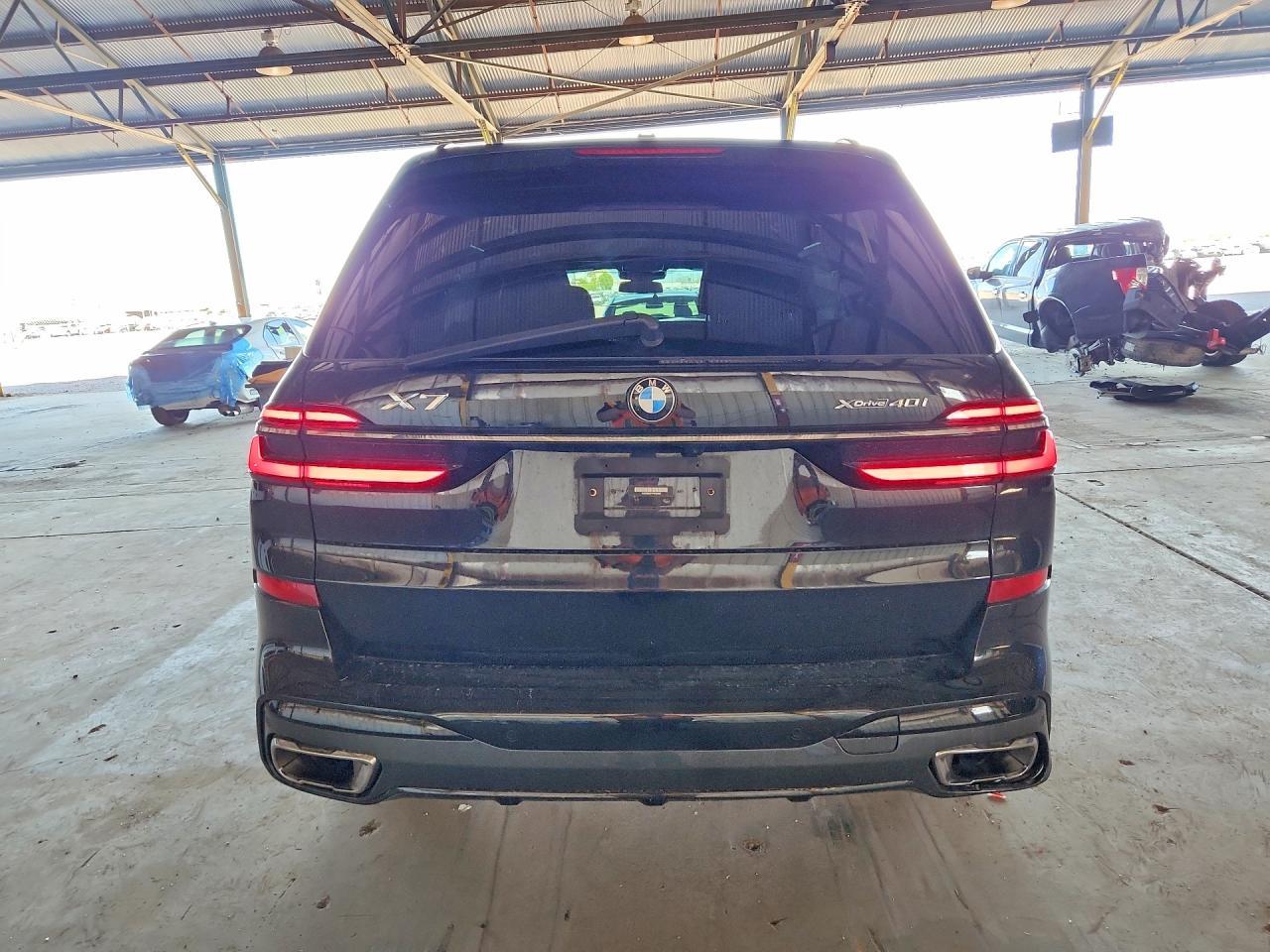 2023 BMW X7 xDrive40I - zdjęcie 6