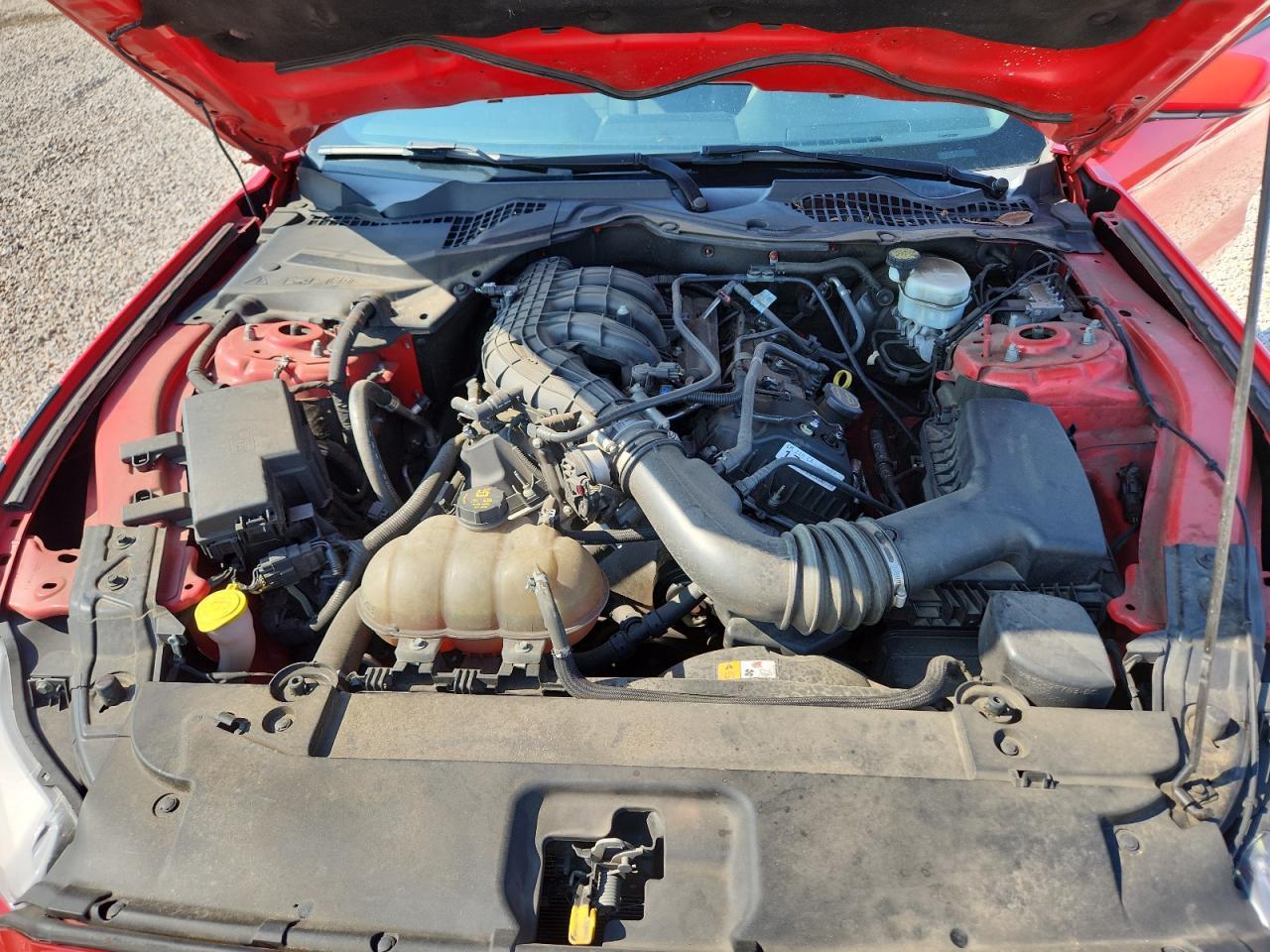 2017 Ford Mustang - zdjęcie 11