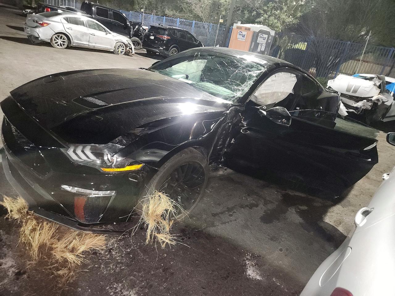 2018 Ford Mustang Gt - zdjęcie główne