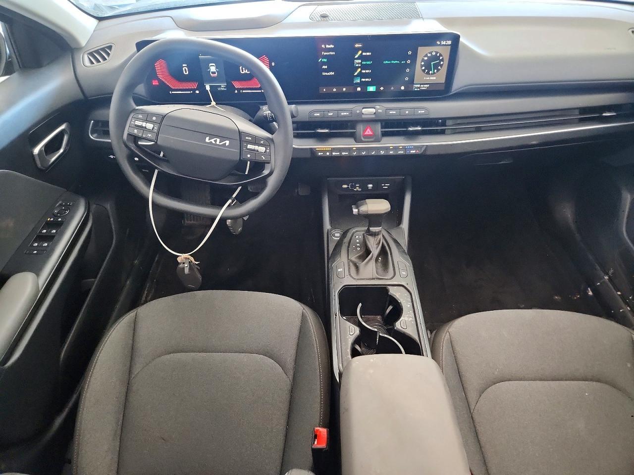 2025 Kia K4 Lx - zdjęcie 8