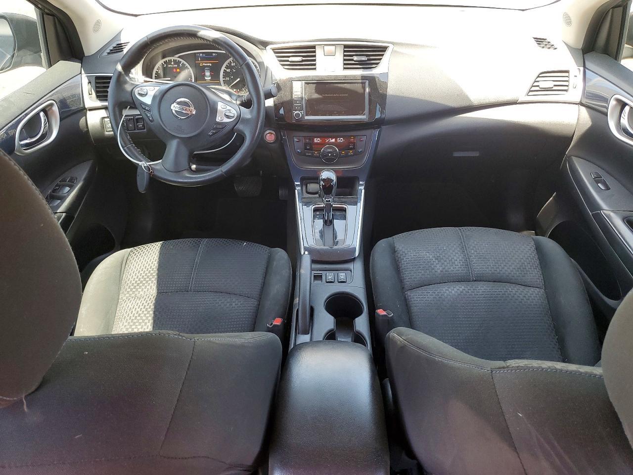 2019 Nissan Sentra Sr - zdjęcie 8