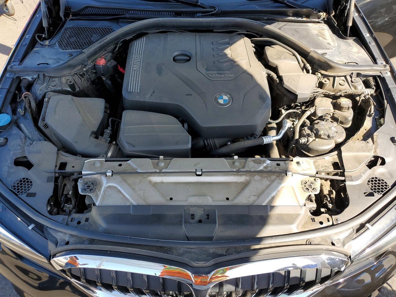 2019 BMW 330I - zdjęcie 11