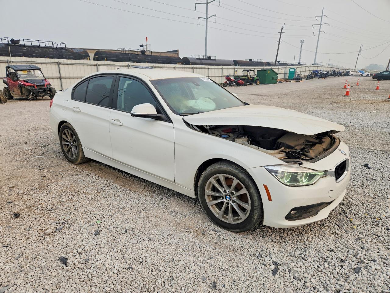 2018 BMW 320 I - zdjęcie 4