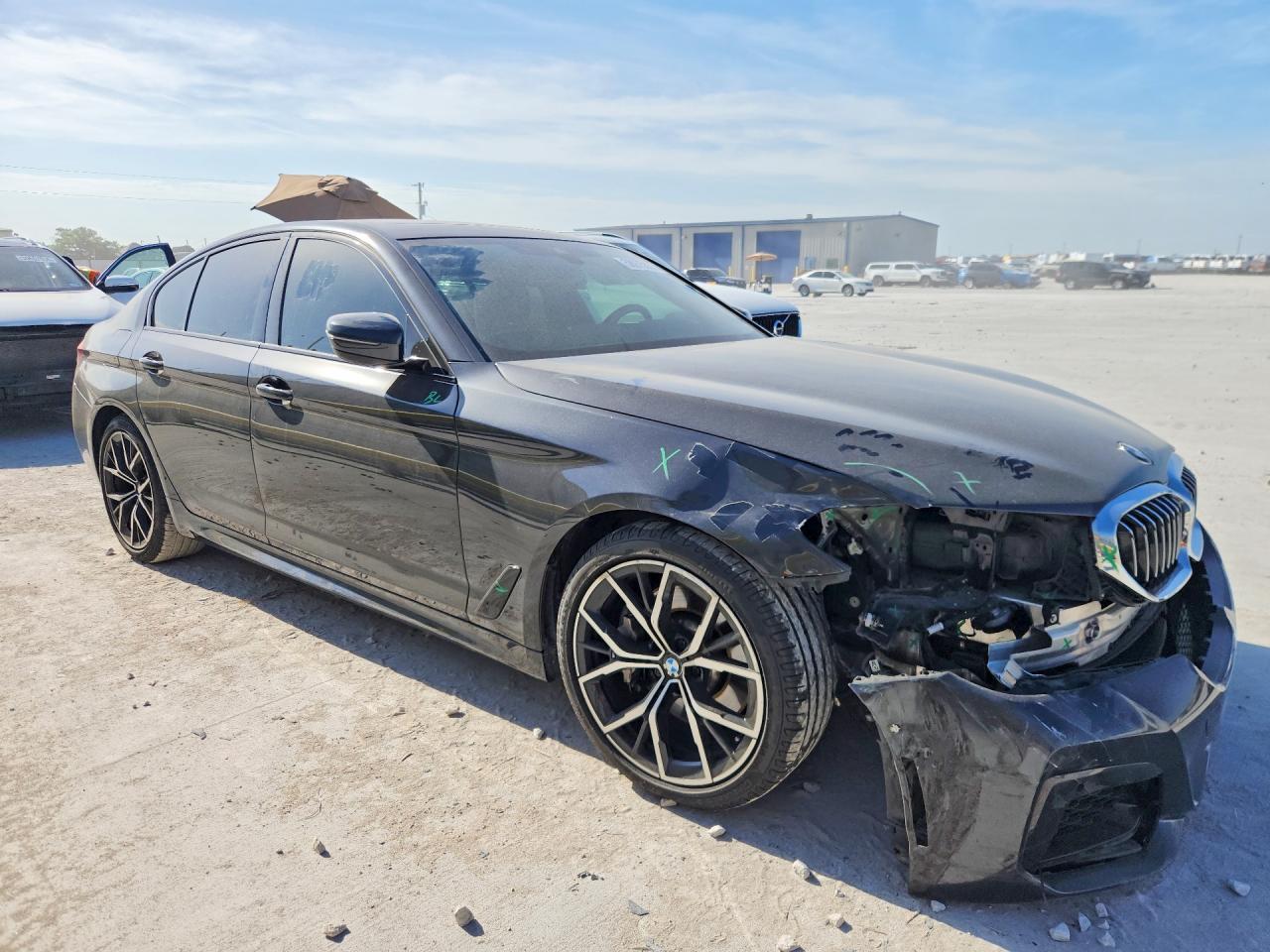 2021 BMW 530 I - zdjęcie 4