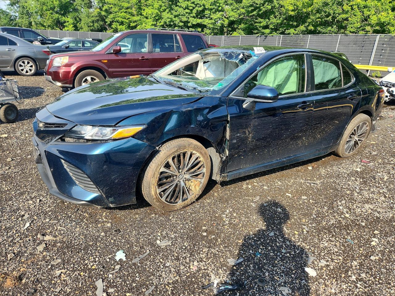 2018 Toyota Camry Se - zdjęcie główne