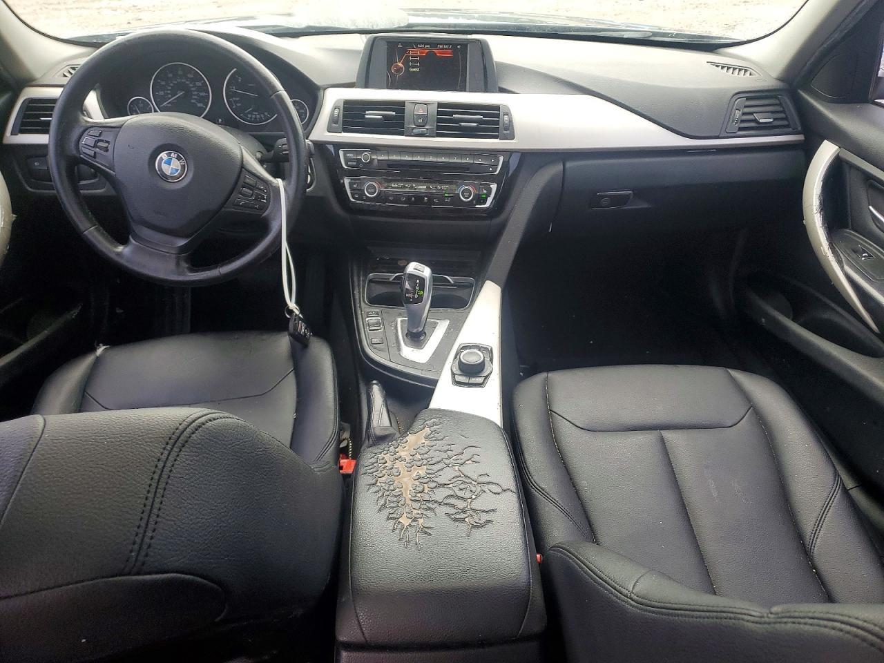 2016 BMW 320 I - zdjęcie 8