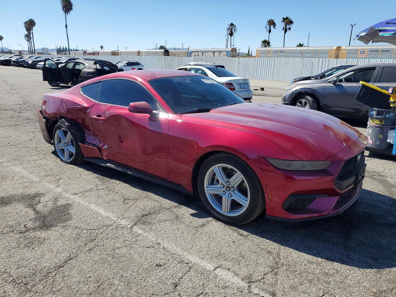 2026 Ford Mustang - zdjęcie 4