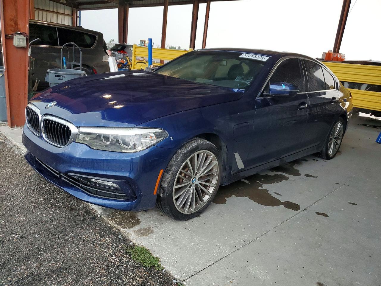 2018 BMW 530E - zdjęcie główne