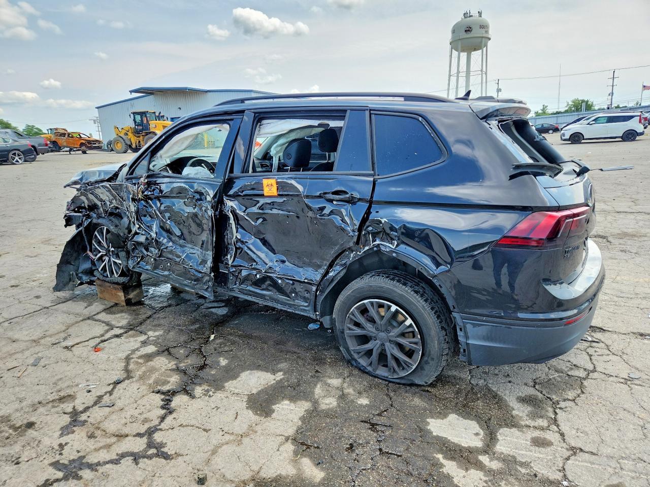 2021 Volkswagen Tiguan Se - zdjęcie 2