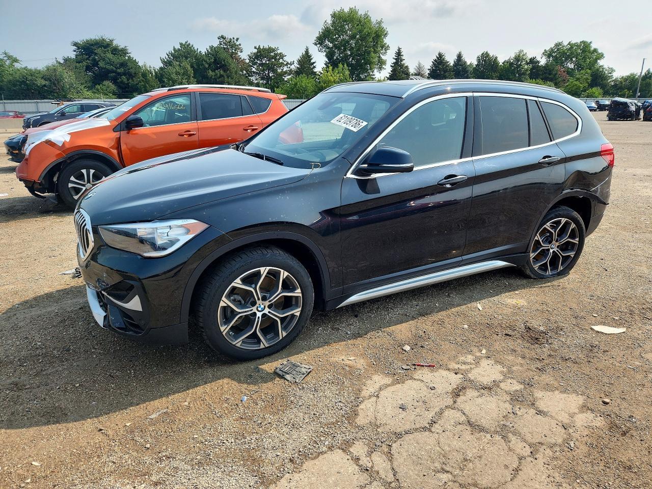 BMW X1 - zdjęcie 1