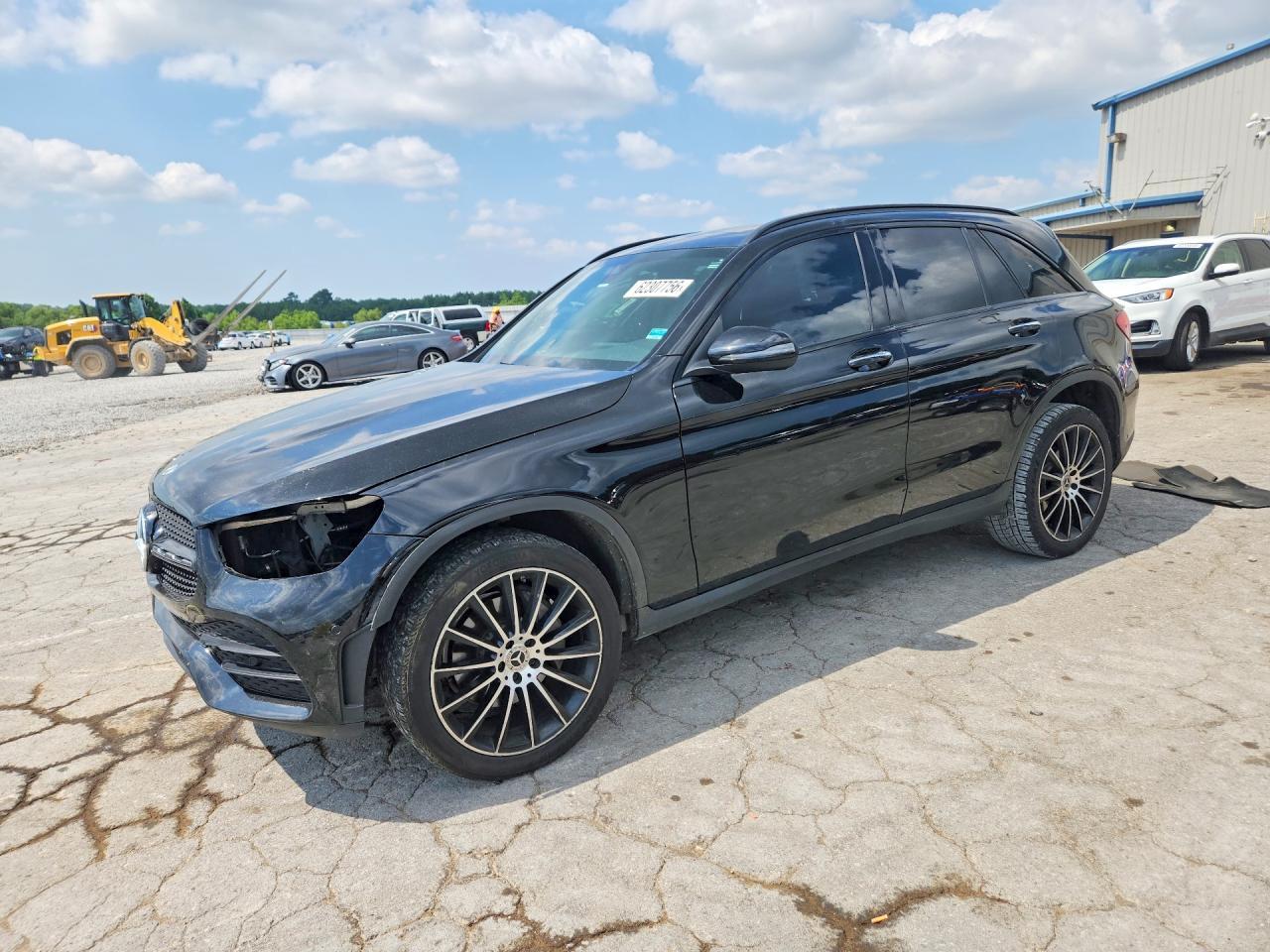 2021 Mercedes-Benz Glc 300 - zdjęcie główne
