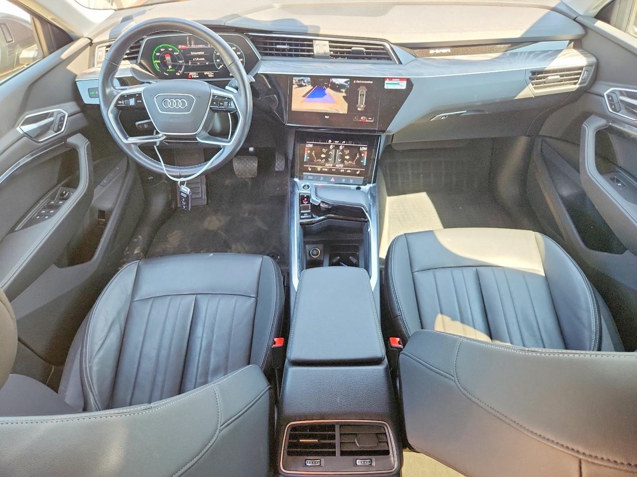 2021 Audi E-Tron Premium - zdjęcie 8