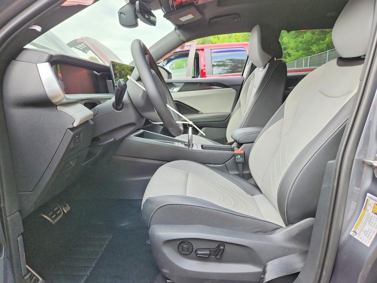 2025 Volkswagen Tiguan Se R-Line Black - zdjęcie 7