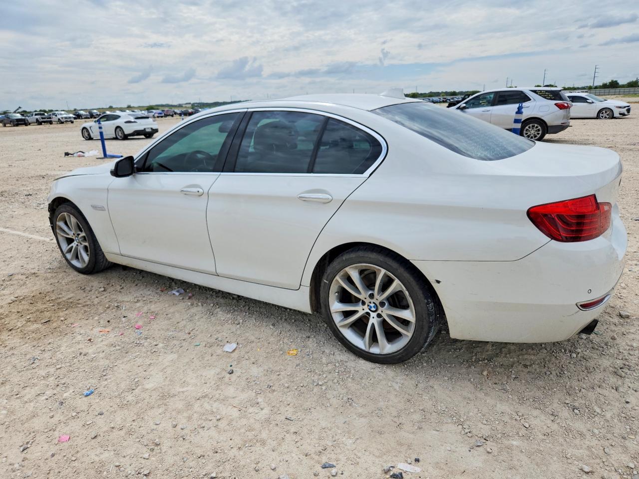 2016 BMW 535 I - zdjęcie 2