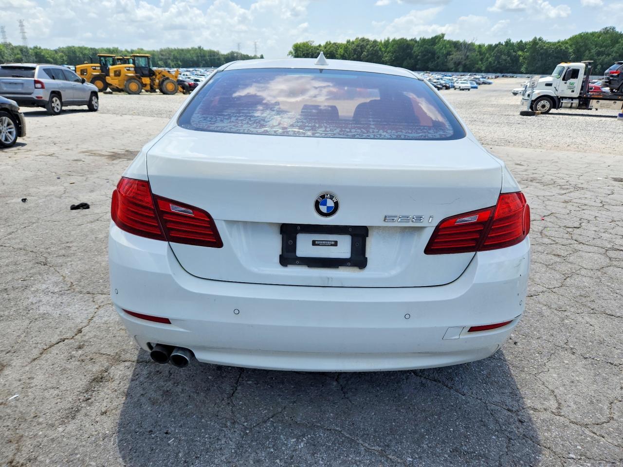 2016 BMW 528 I - zdjęcie 6