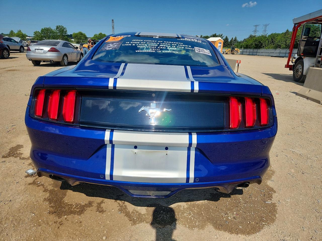 2016 Ford Mustang - zdjęcie 6