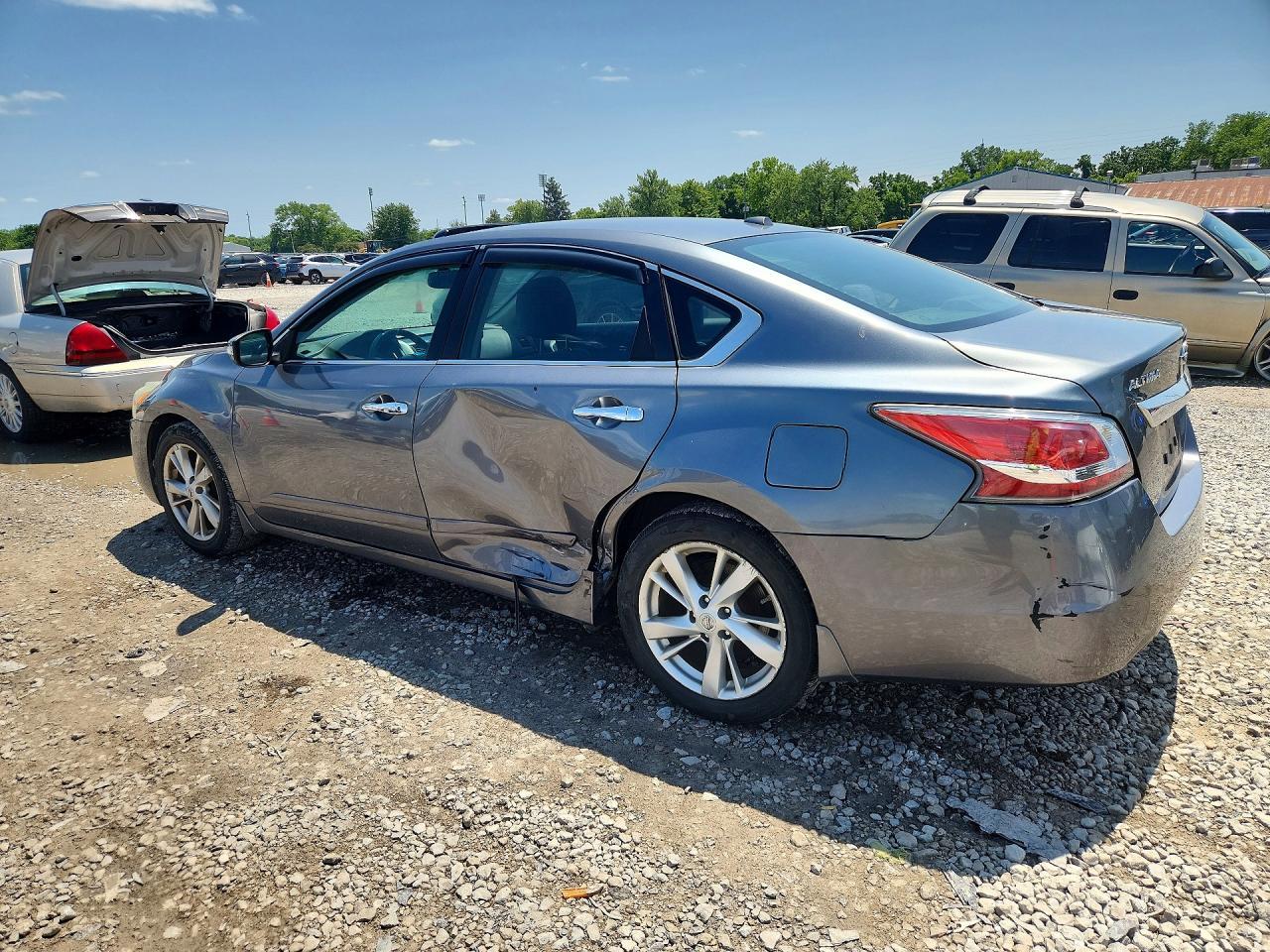 2015 Nissan Altima 2.5 Sv - zdjęcie 2