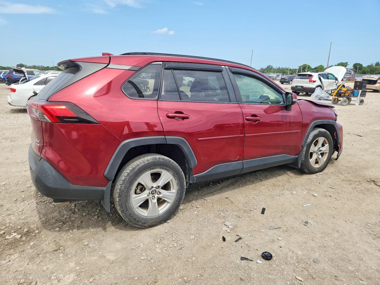 2019 Toyota Rav4 Xle - zdjęcie 3