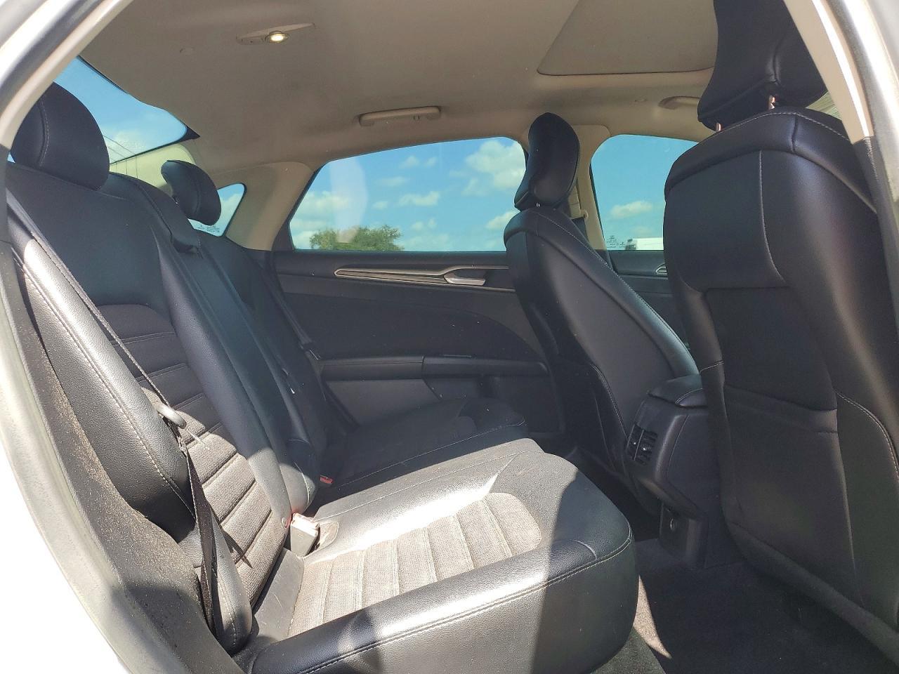 2017 Ford Fusion Se Hybrid - zdjęcie 10