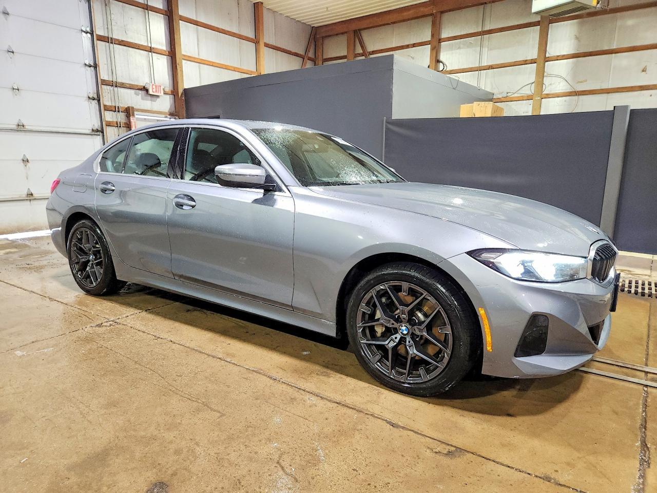 2026 BMW Seria 3 330i - zdjęcie 4