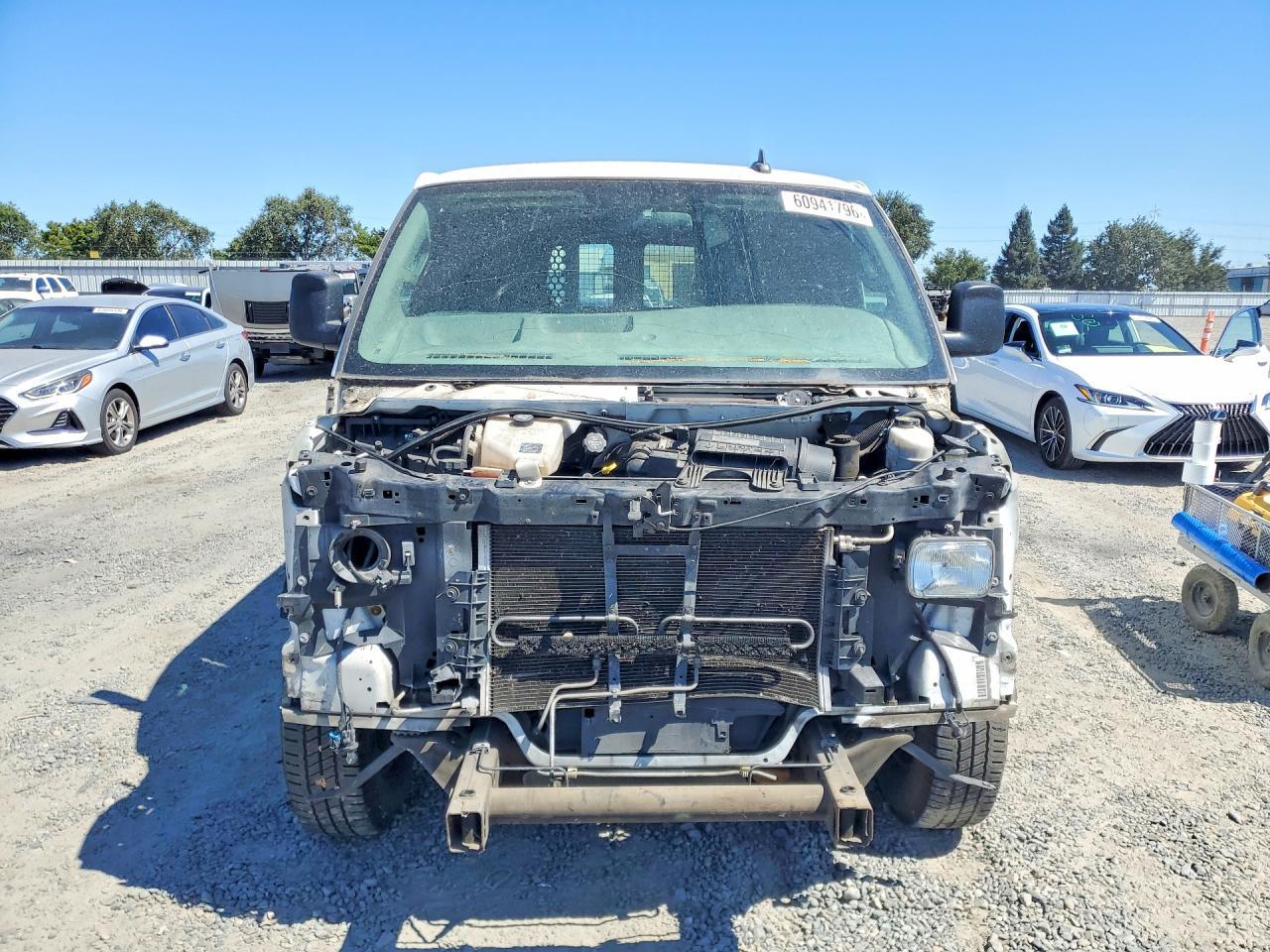 2016 Chevrolet Express G2500 - zdjęcie 5