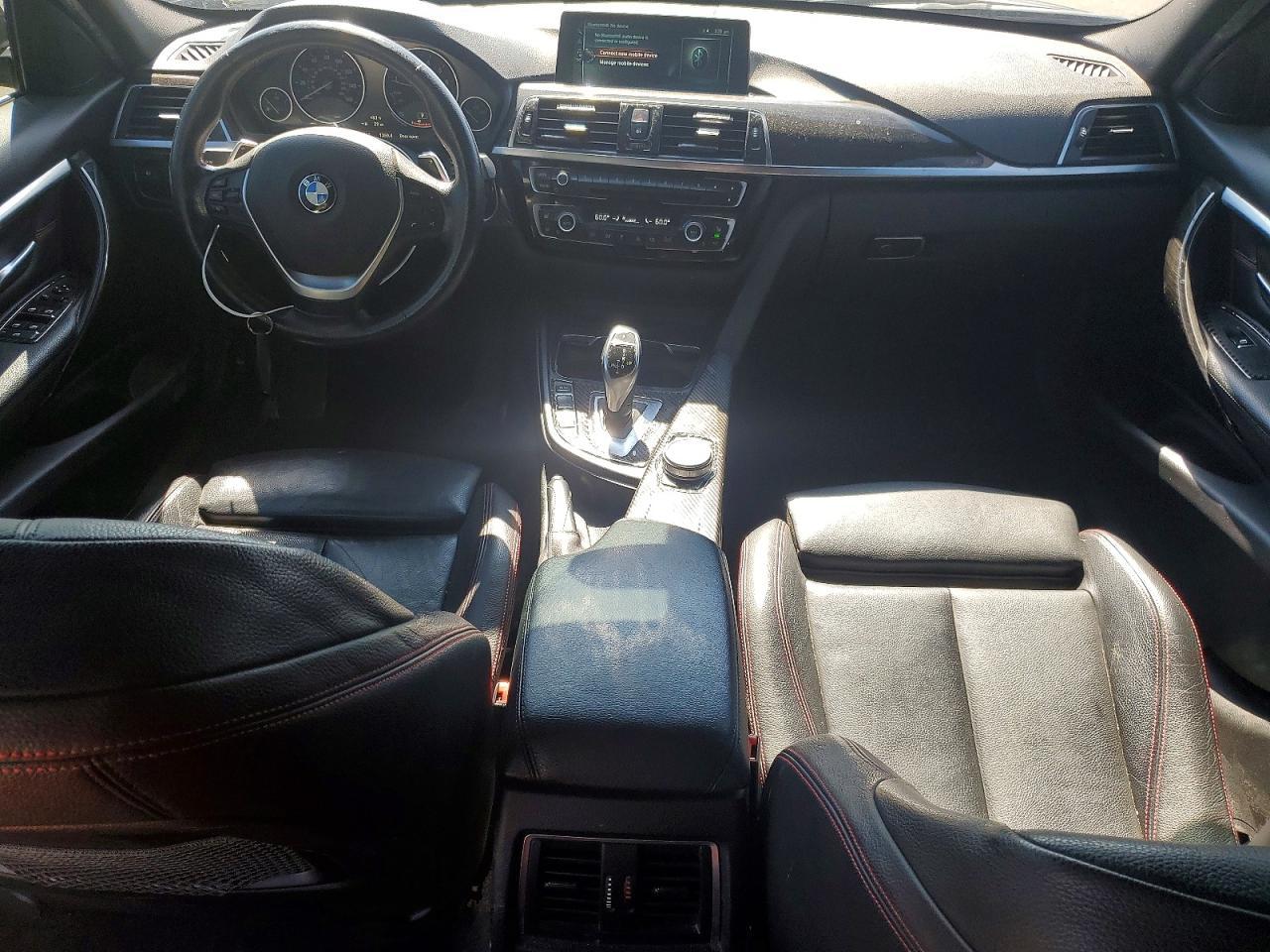 2017 BMW Seria 3 330i - zdjęcie 8