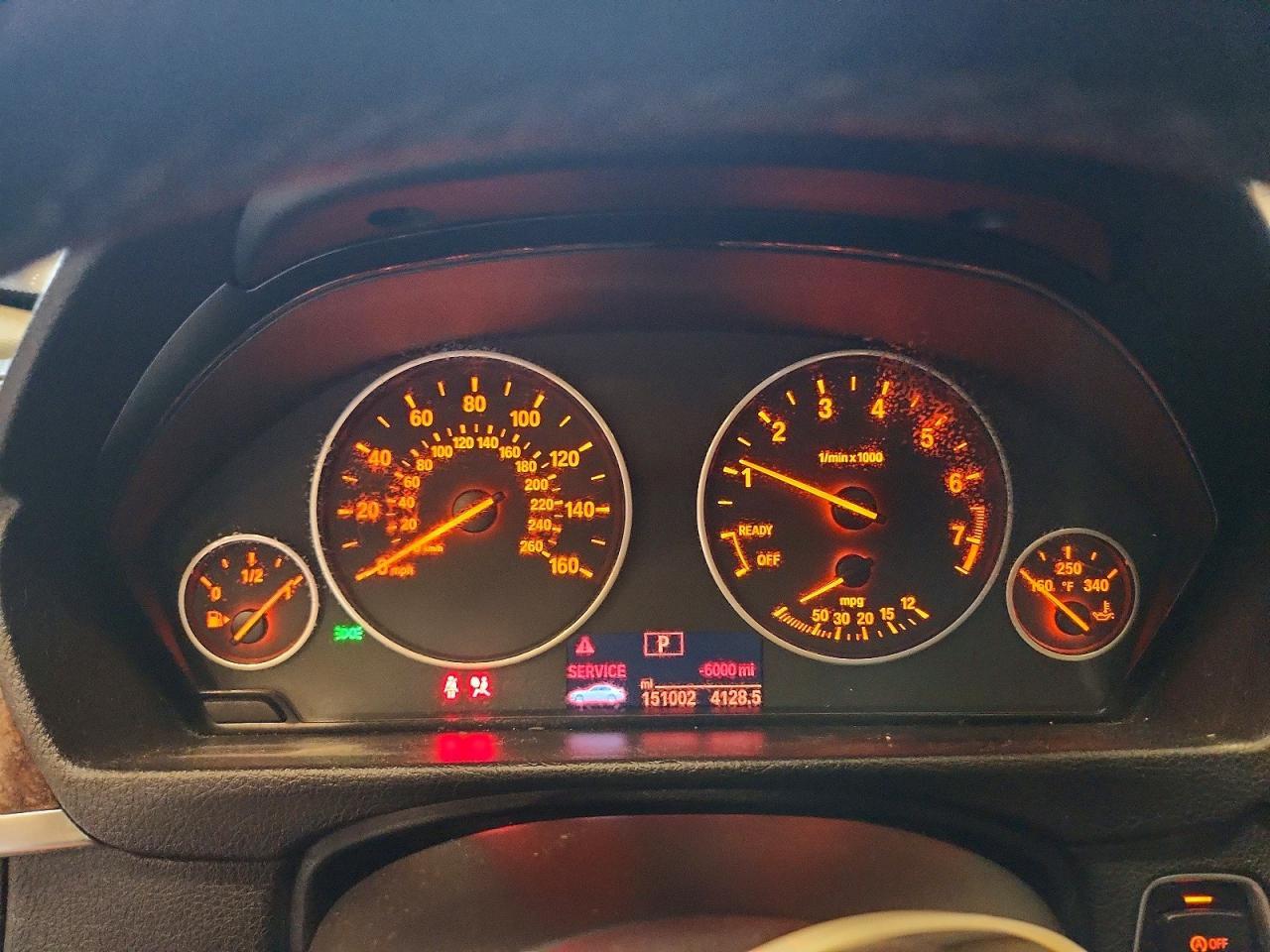 2015 BMW 320 I xDrive - zdjęcie 9