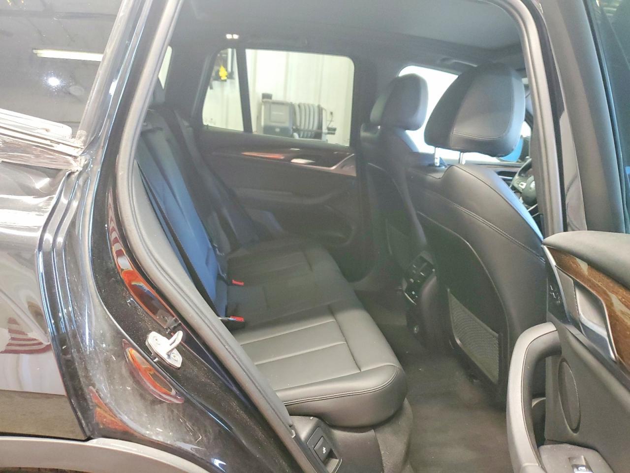 2018 BMW X3 xDrive30I - zdjęcie 11