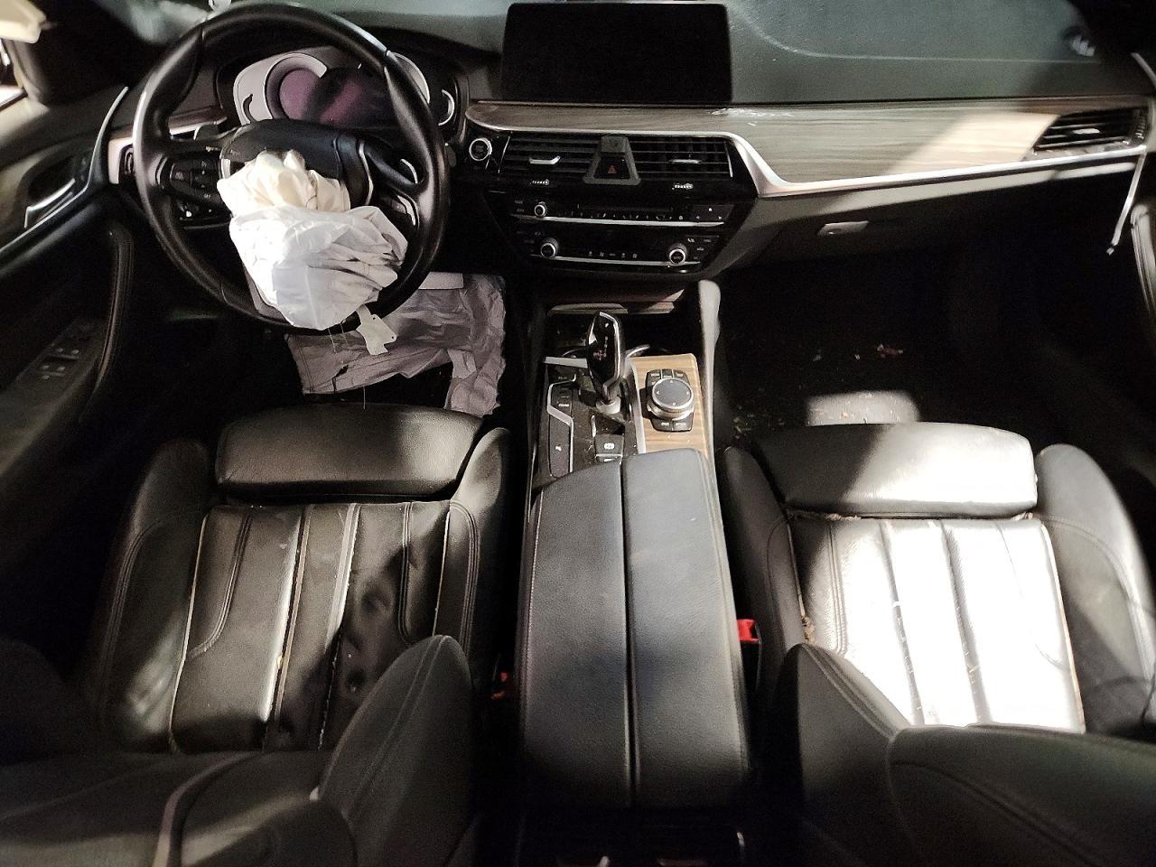 2017 BMW 540 I - zdjęcie 8