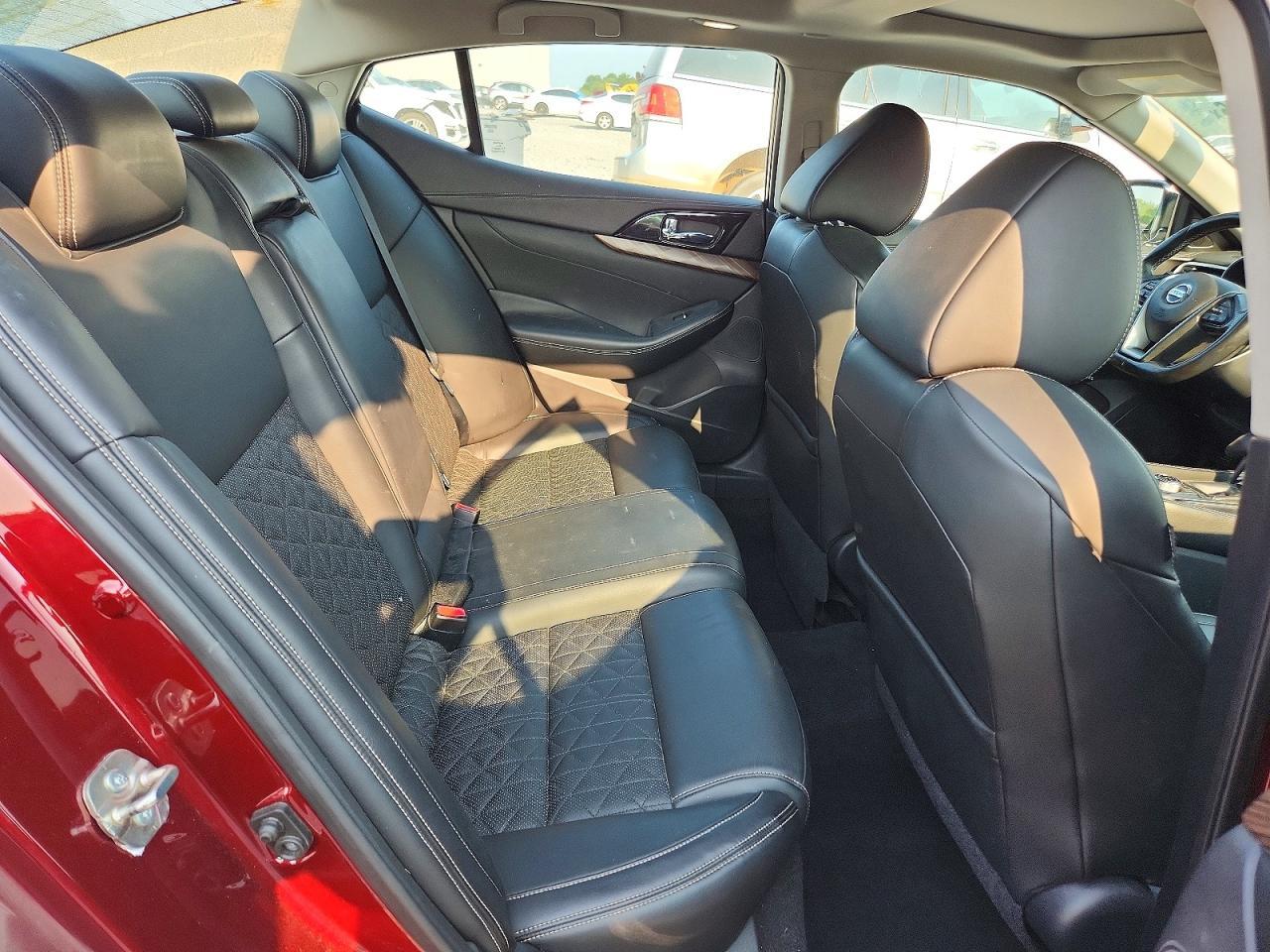 2016 Nissan Maxima Platinum - zdjęcie 10