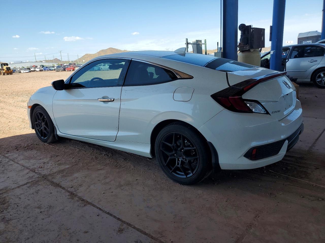 2017 Honda Civic Touring - zdjęcie 2