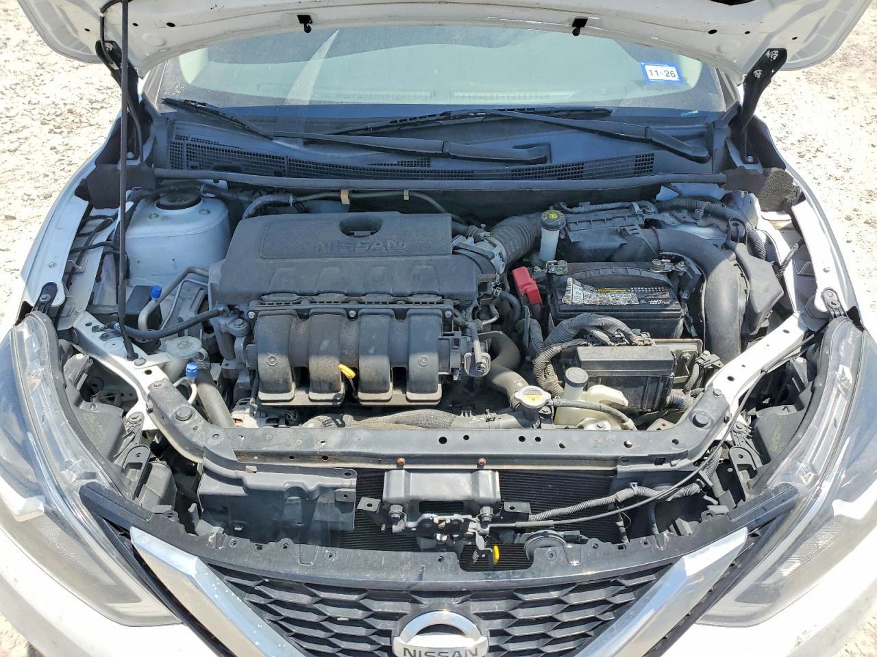 2018 Nissan Sentra S - zdjęcie 12