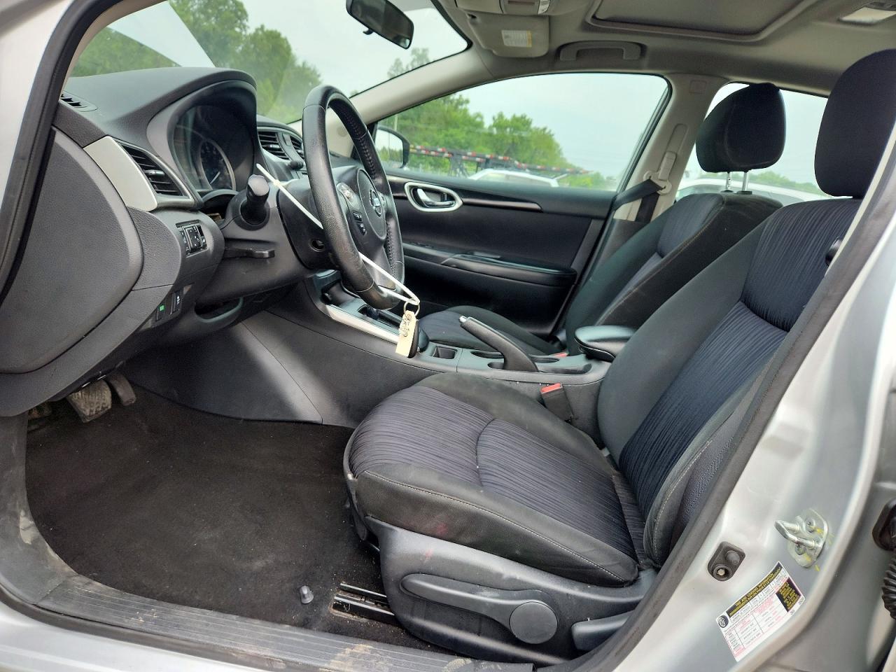 2019 Nissan Sentra Sv - zdjęcie 7