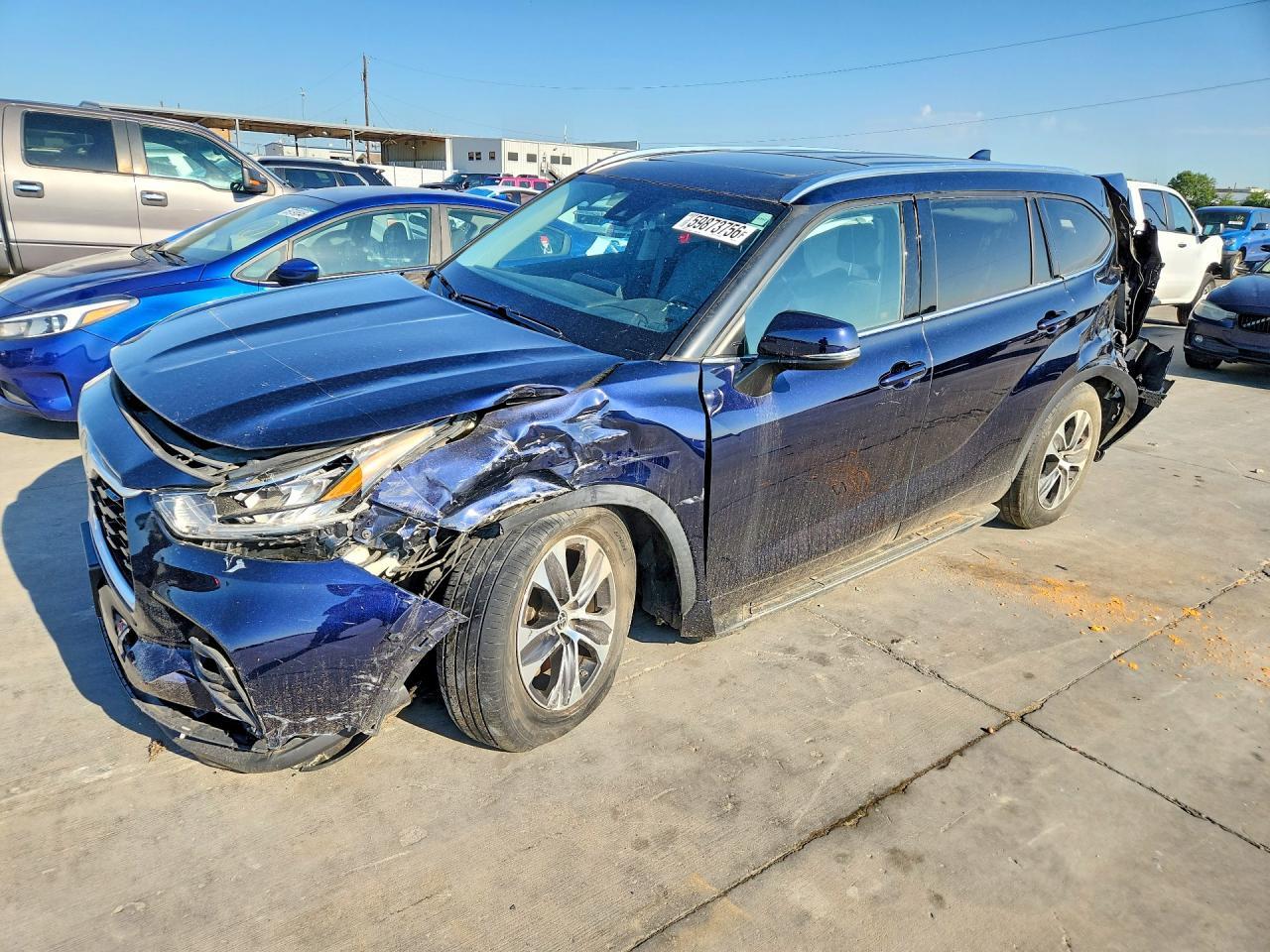 2020 Toyota Highlander Xle - zdjęcie główne