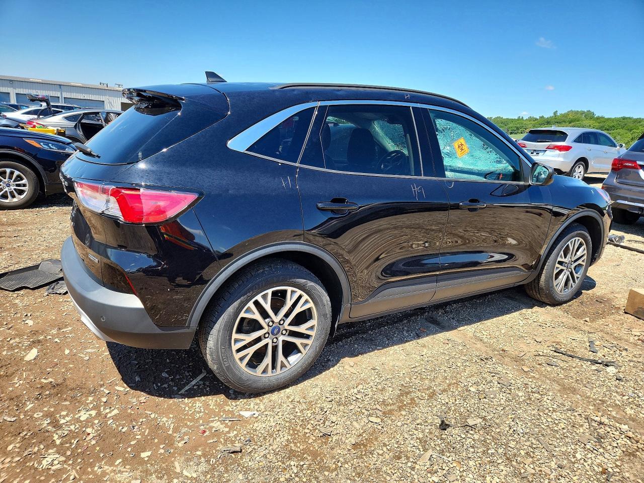 2022 Ford Escape Sel - zdjęcie 3