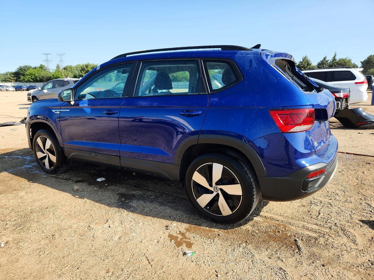 2023 Volkswagen Taos S - zdjęcie 2