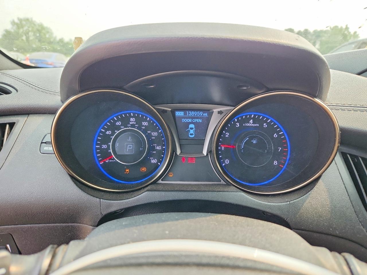 2013 Hyundai Genesis Coupe 2.0T - zdjęcie 9
