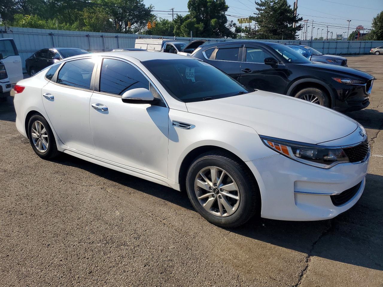 2018 Kia Optima Lx - zdjęcie 4