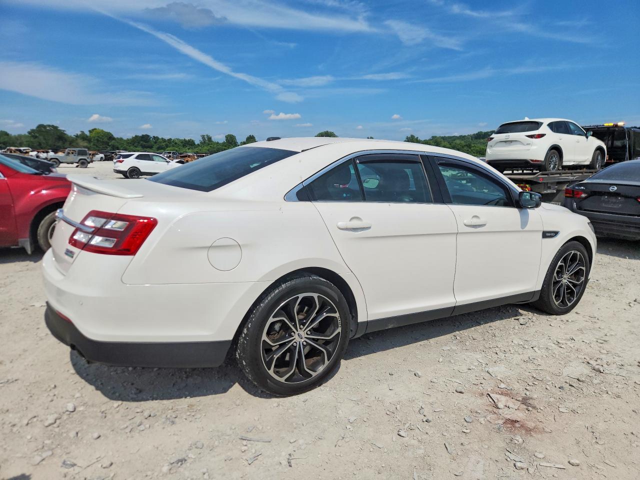 2015 Ford Taurus Sho - zdjęcie 3