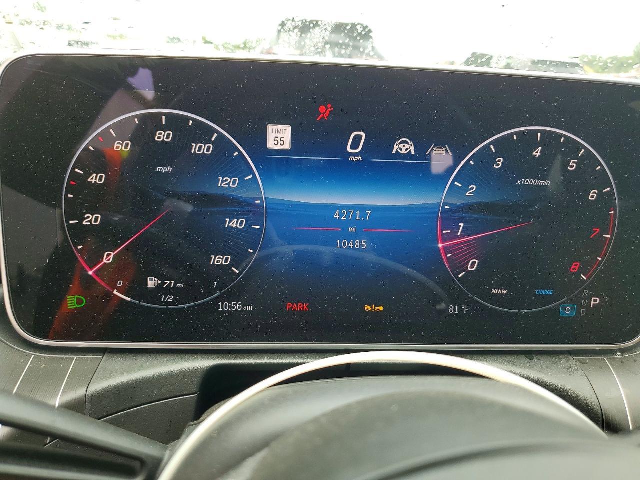 2025 Mercedes-Benz C 300 4Matic - zdjęcie 9